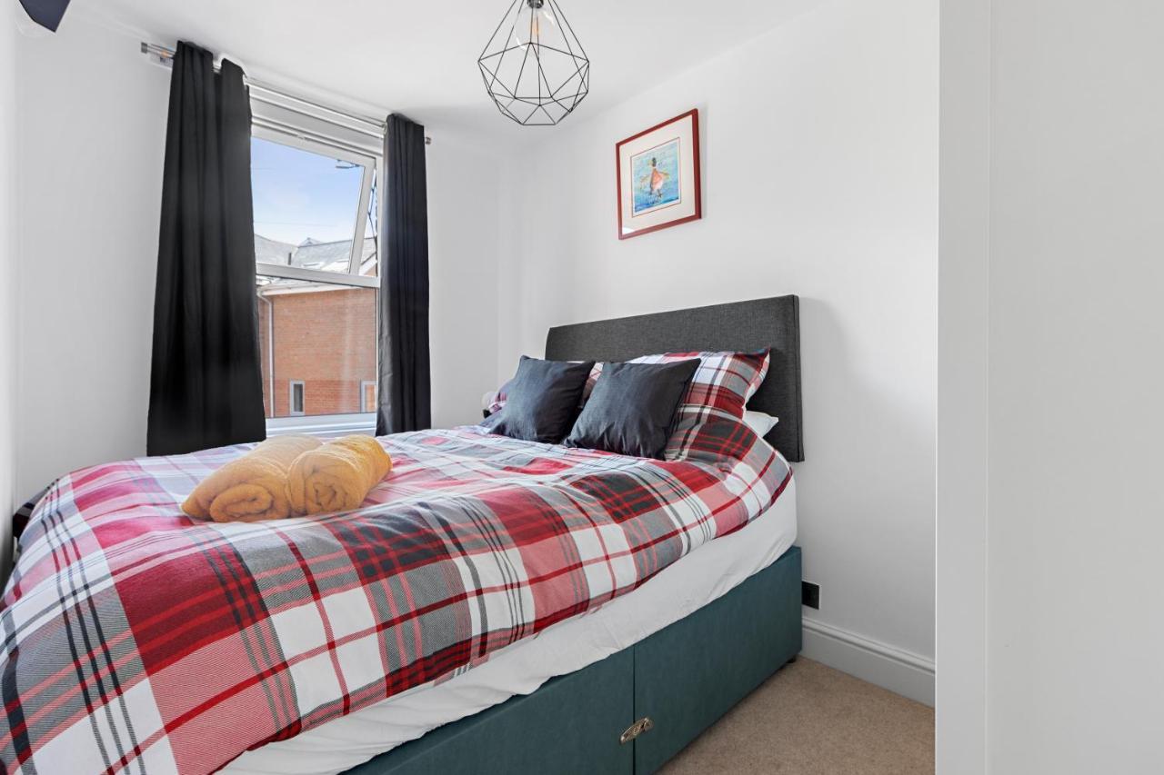 River Exe Cottage Waterfront เอ็กซิเตอร์ ภายนอก รูปภาพ